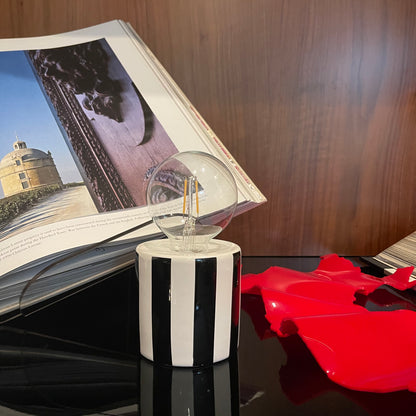 Lámpara de mesa Itchy